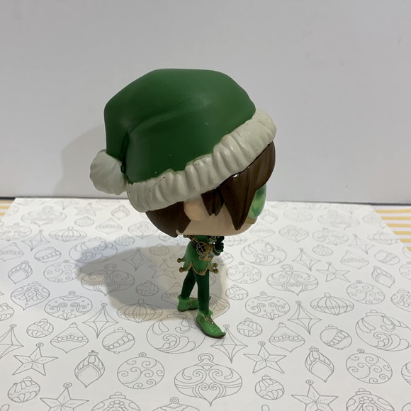 Funko Christmas Tracer 424 Overwatch Games Figure - Picture 4 of 9